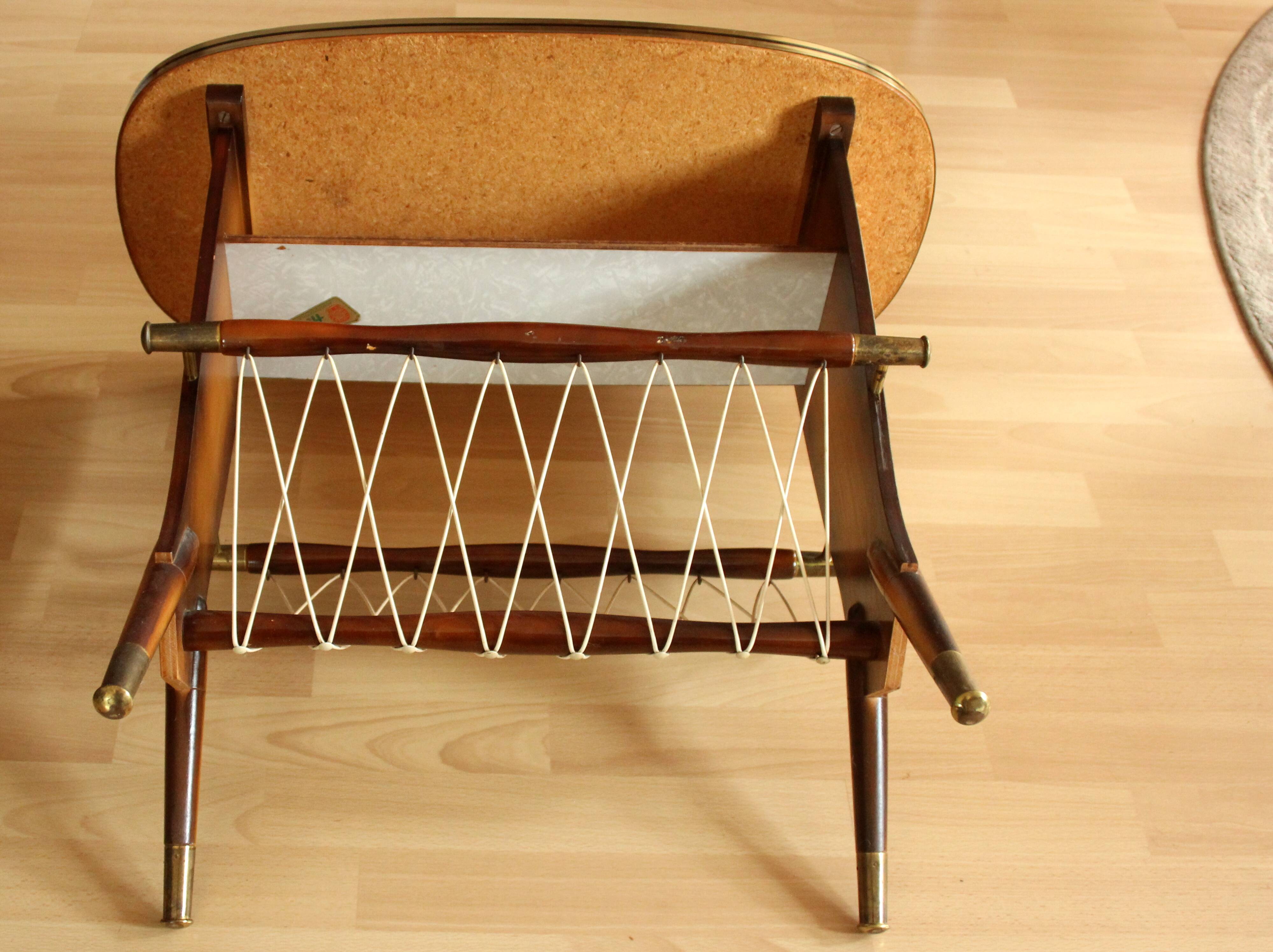 Original 1950s side table with magazine rack - Vintage