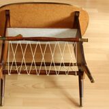 Table d'appoint originale des années 1950 avec porte-revues - Vintage