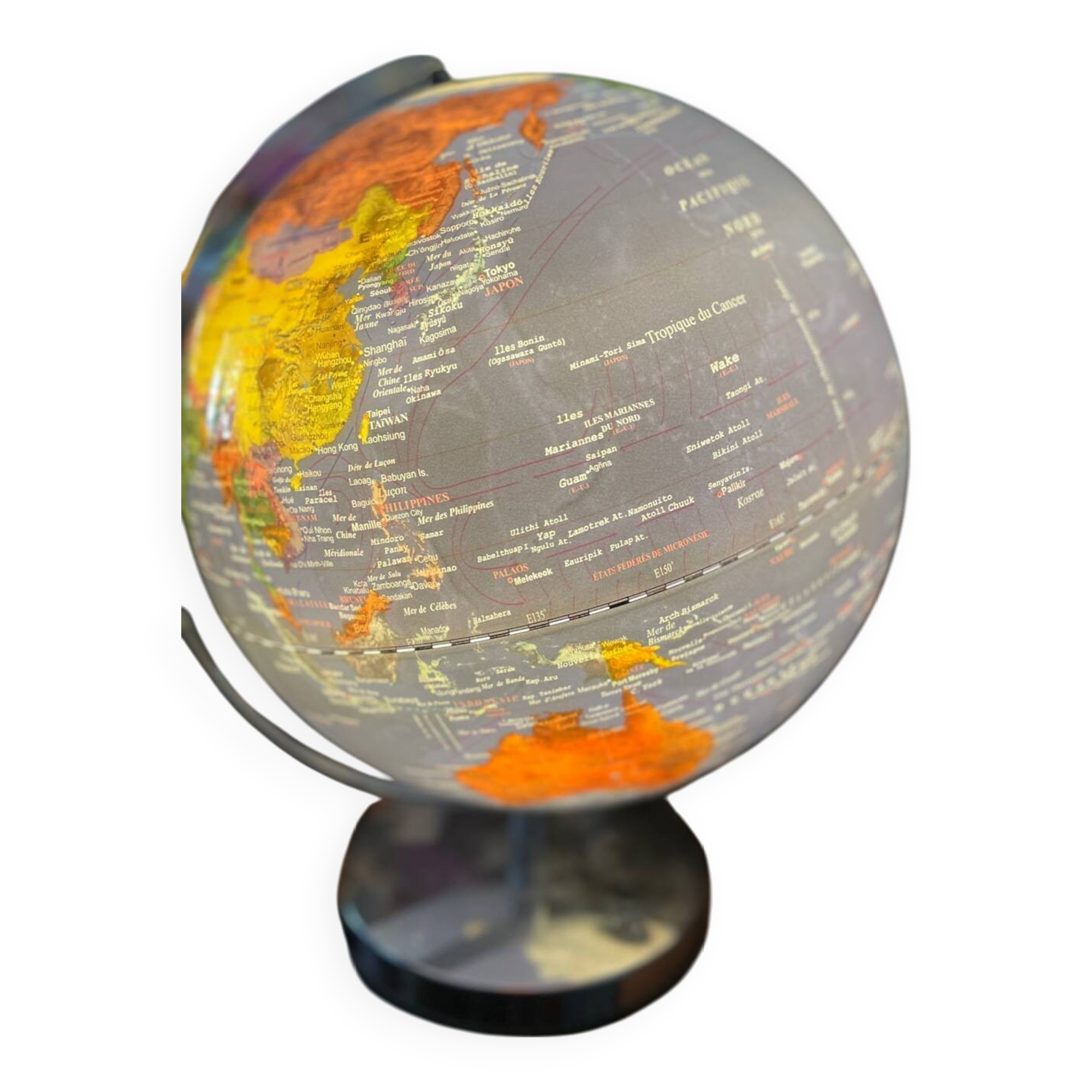 Illuminated world map