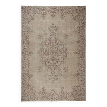 Tapis en laine vintage. Grand tapis turc fait main pour décoration de style ferme et campagne.