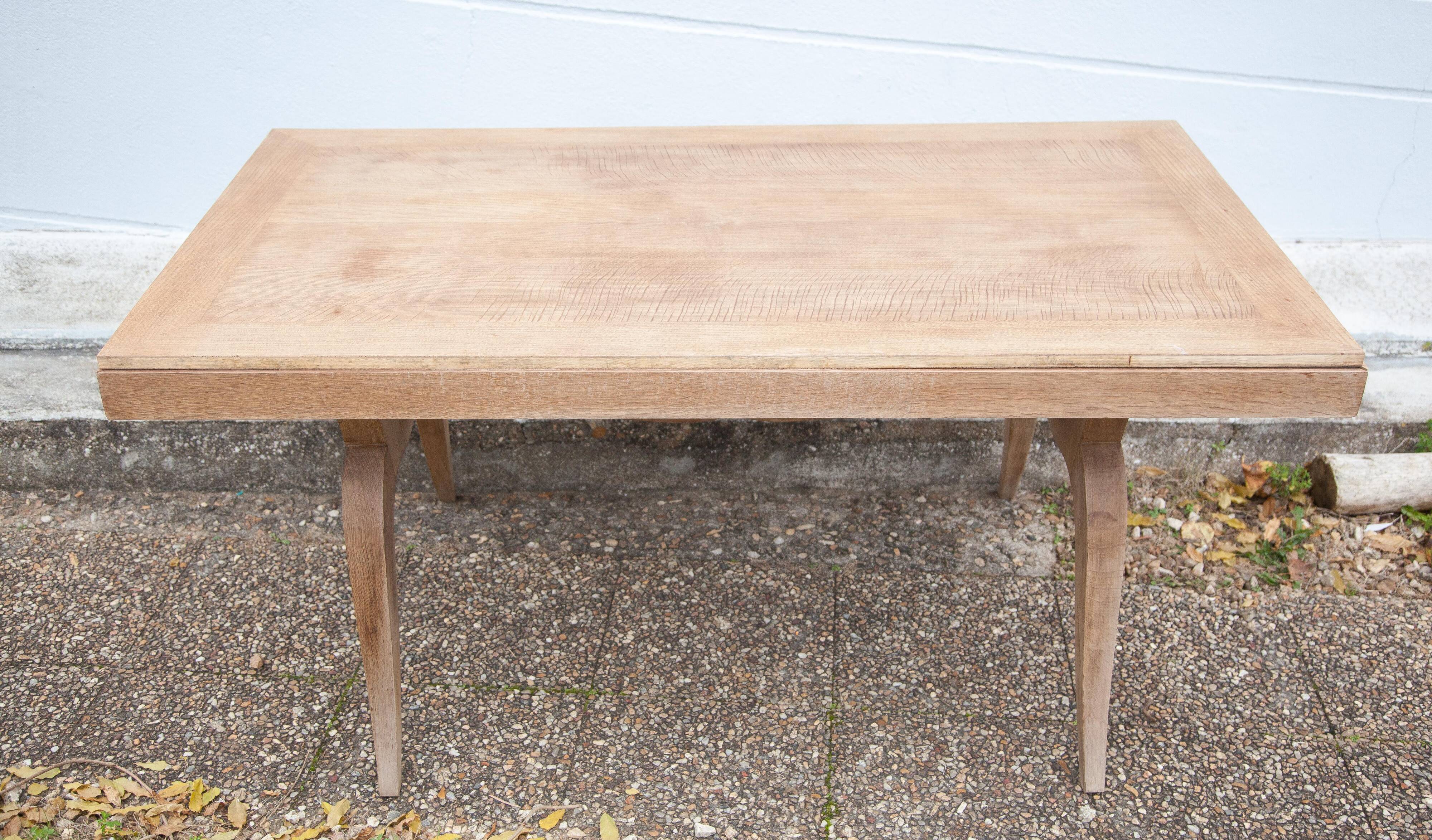 Art deco dining table