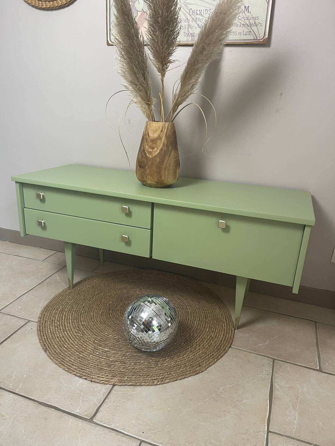 Sideboard/TV cabinet