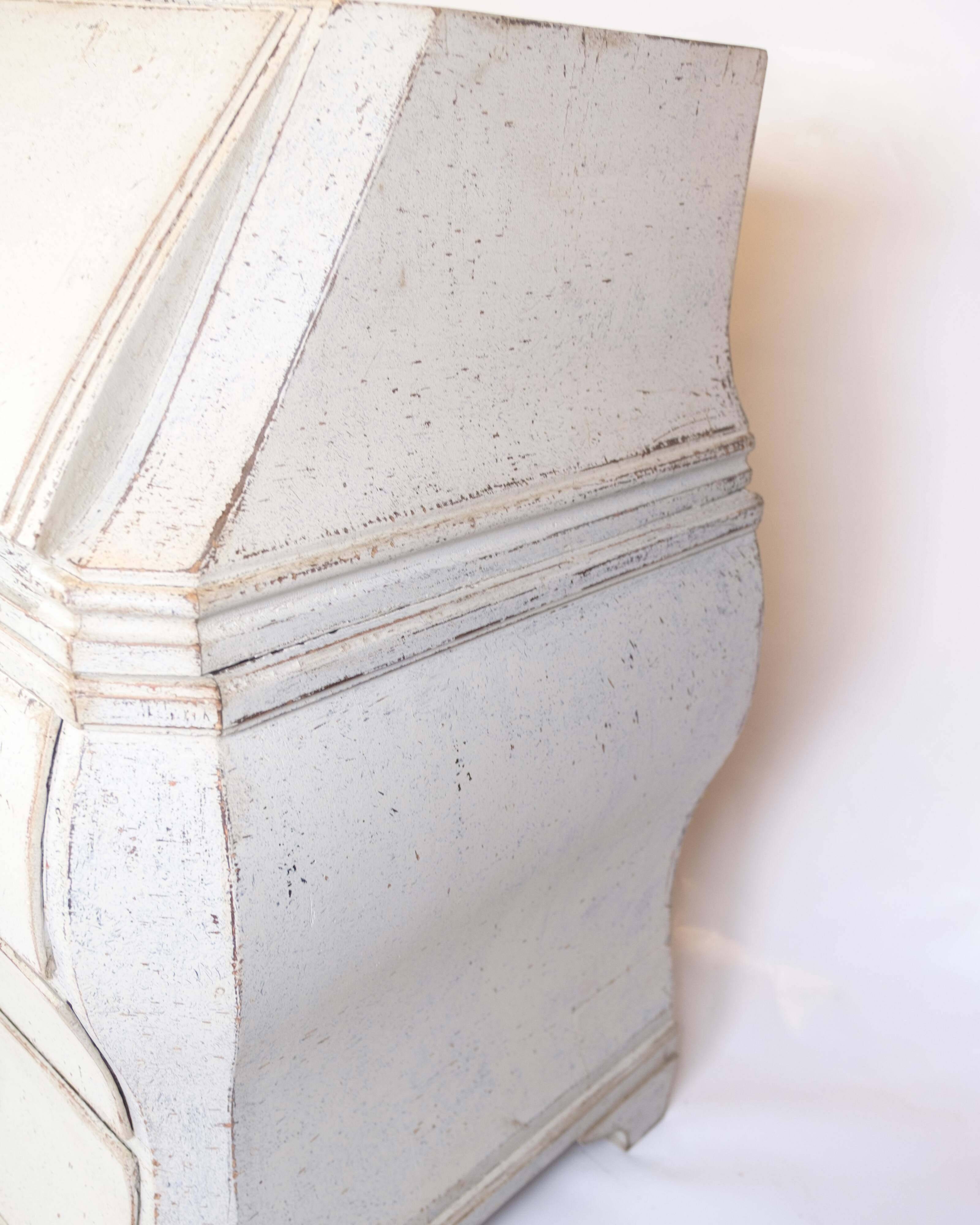 Gustavian Grey Painted Chatol From 1790s