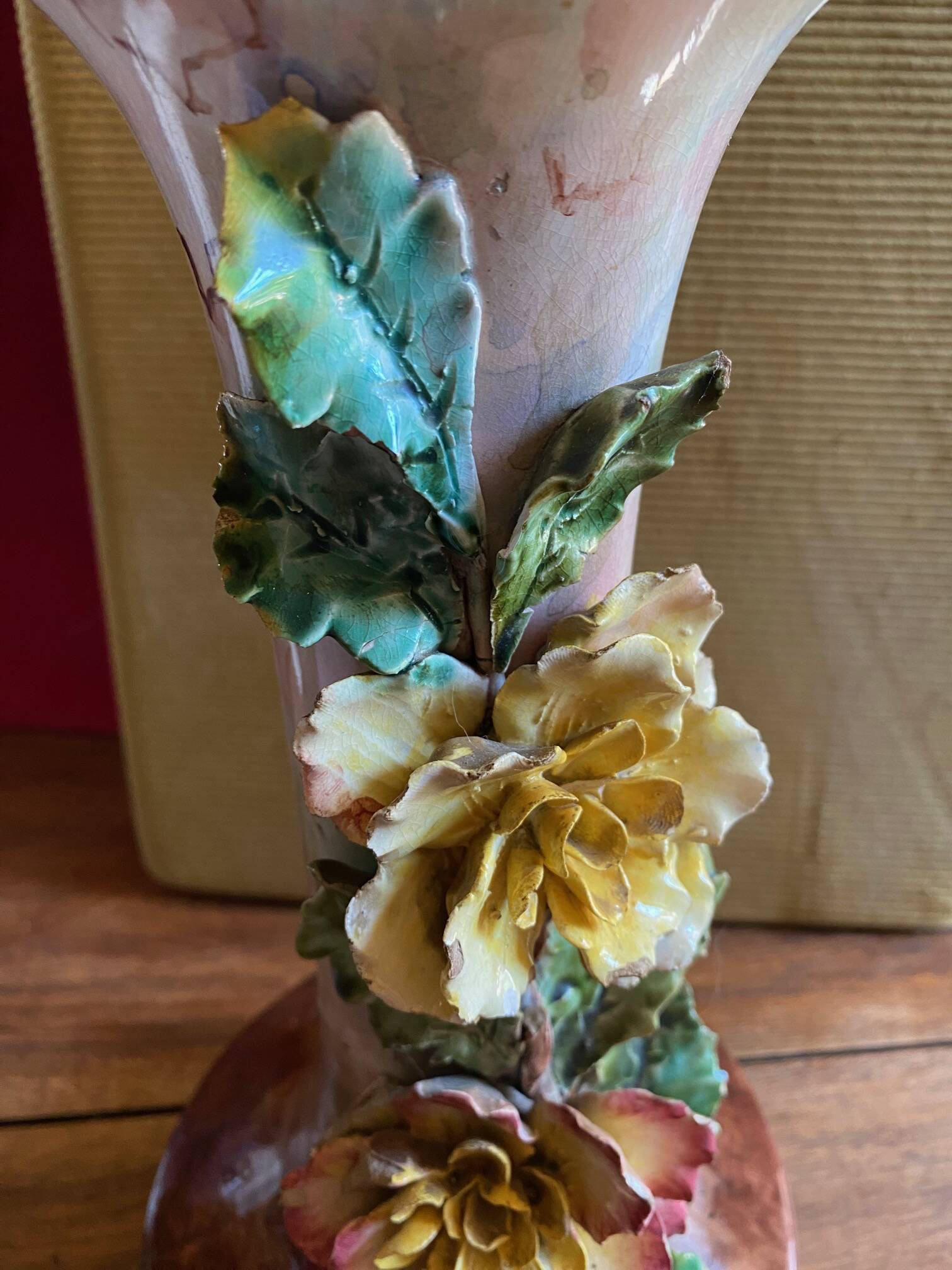 1880-1910: Majolica vase in Lille Fives