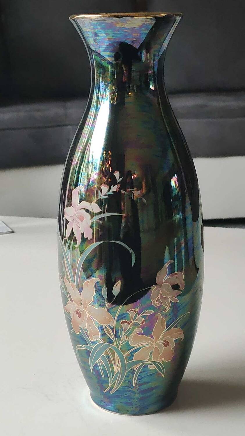 Iridescent japanese vase with floral patterns. stamped japan. high 27.5 cm