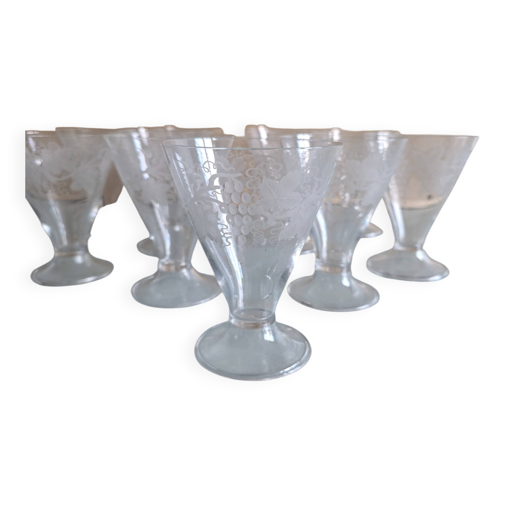 11 verres en cristal Delvaux Paris