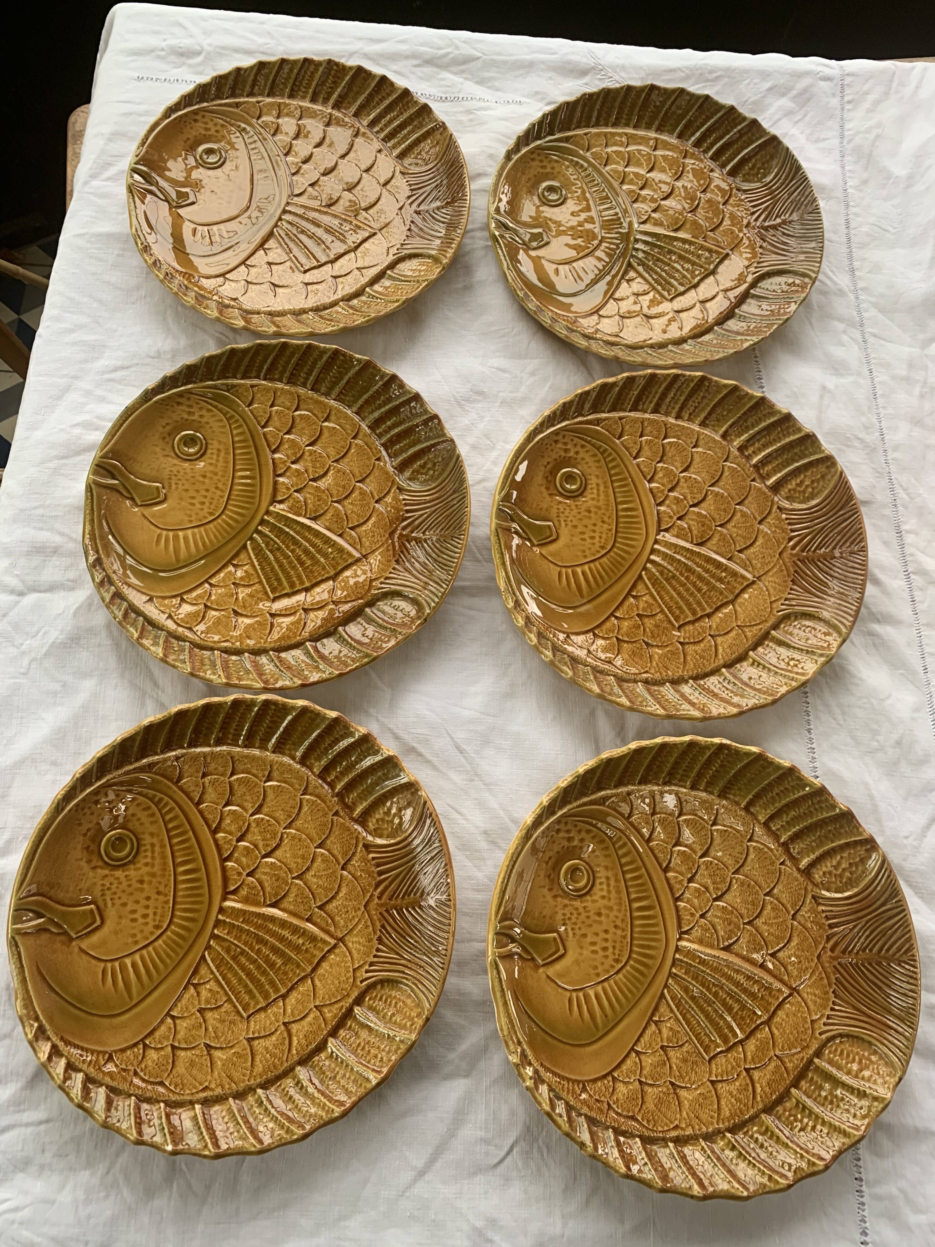 Set of 6 fish plates from the vintage revernay workshops