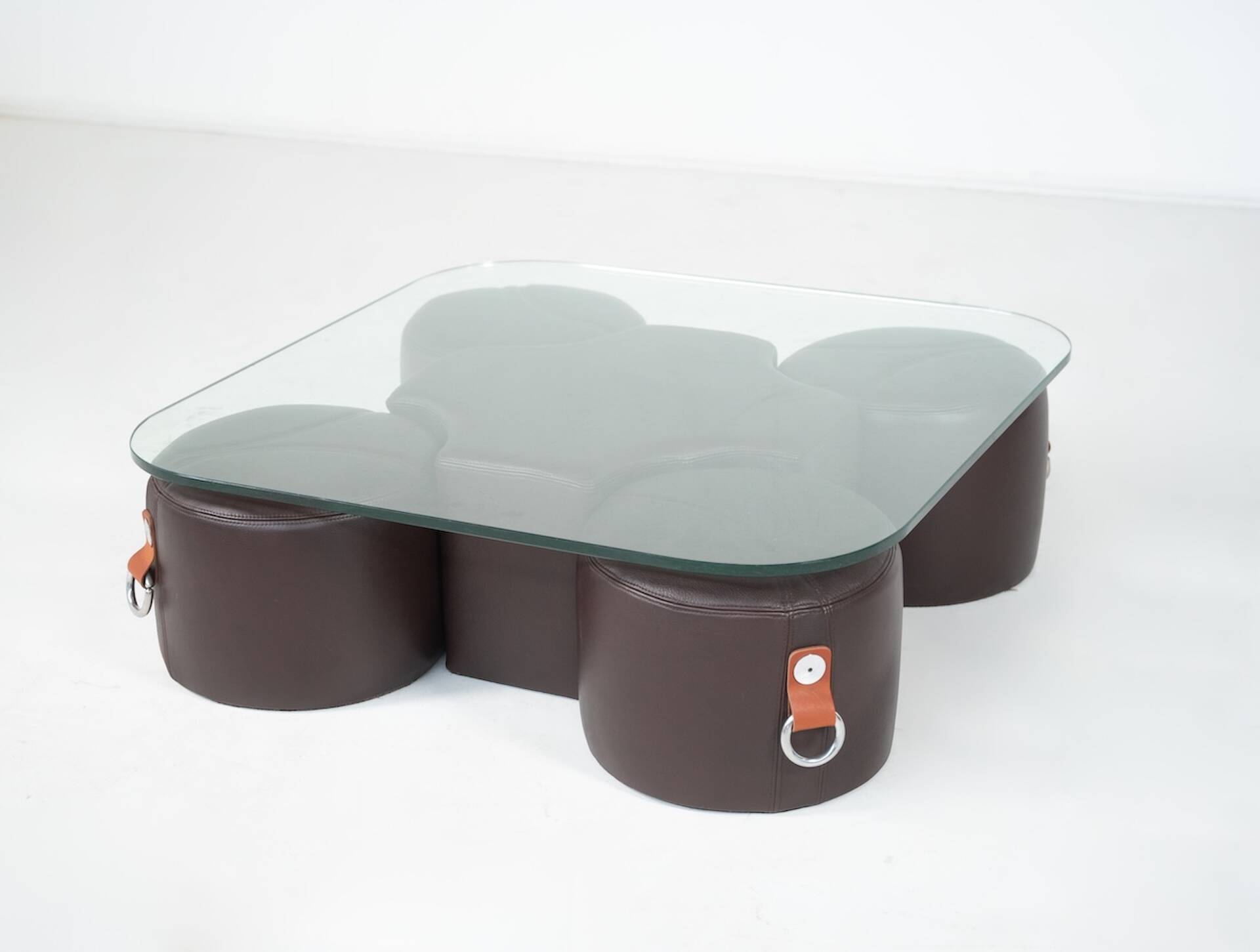 Coffee Table and 4 Stools by Guido Faleschini, Leather, 1970s