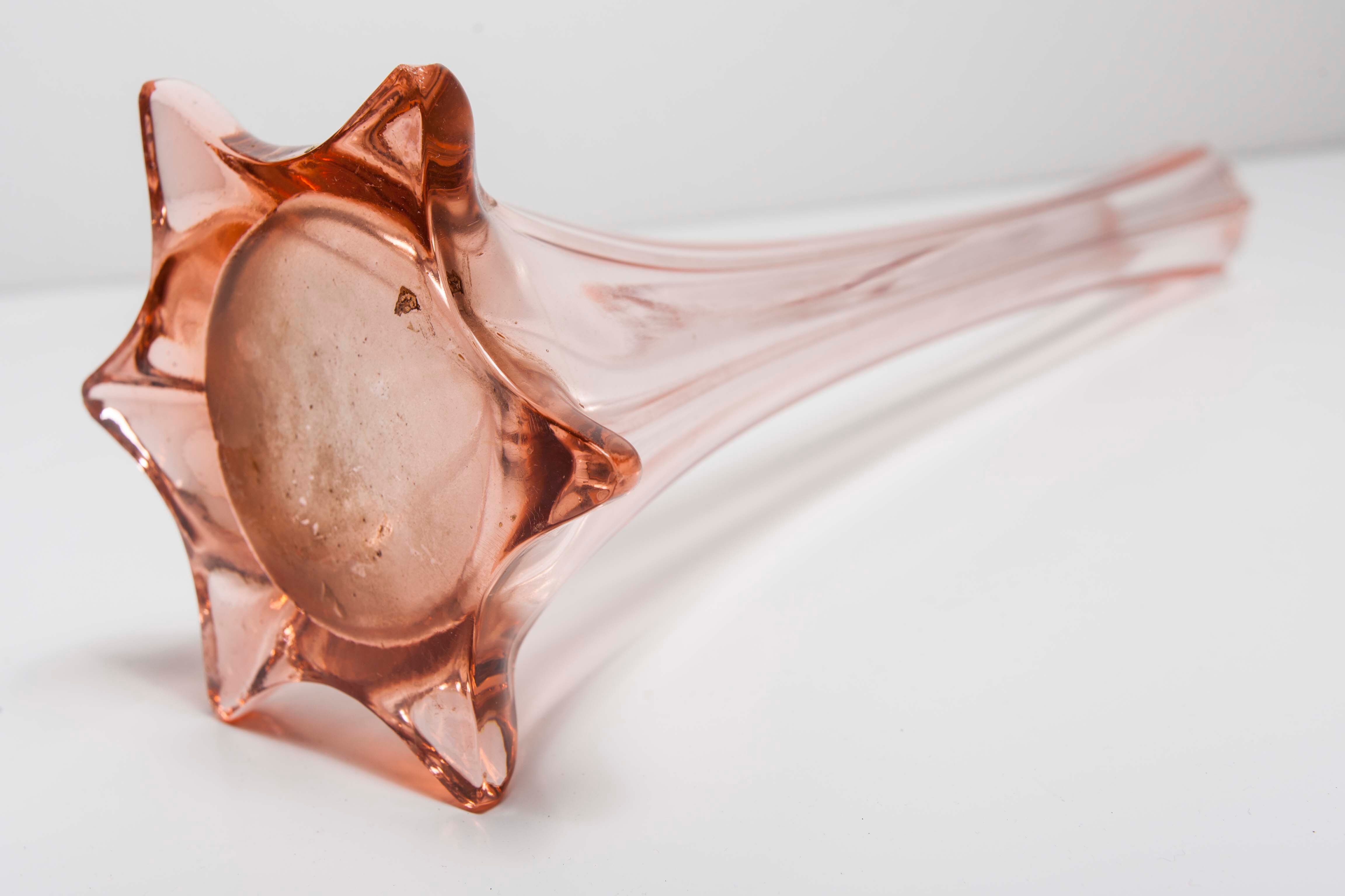 60 pink soliflore vase