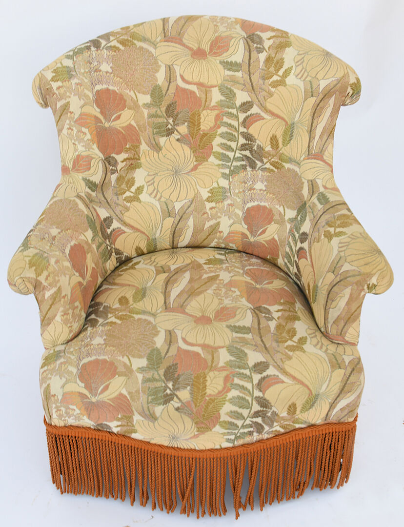 Toad armchair