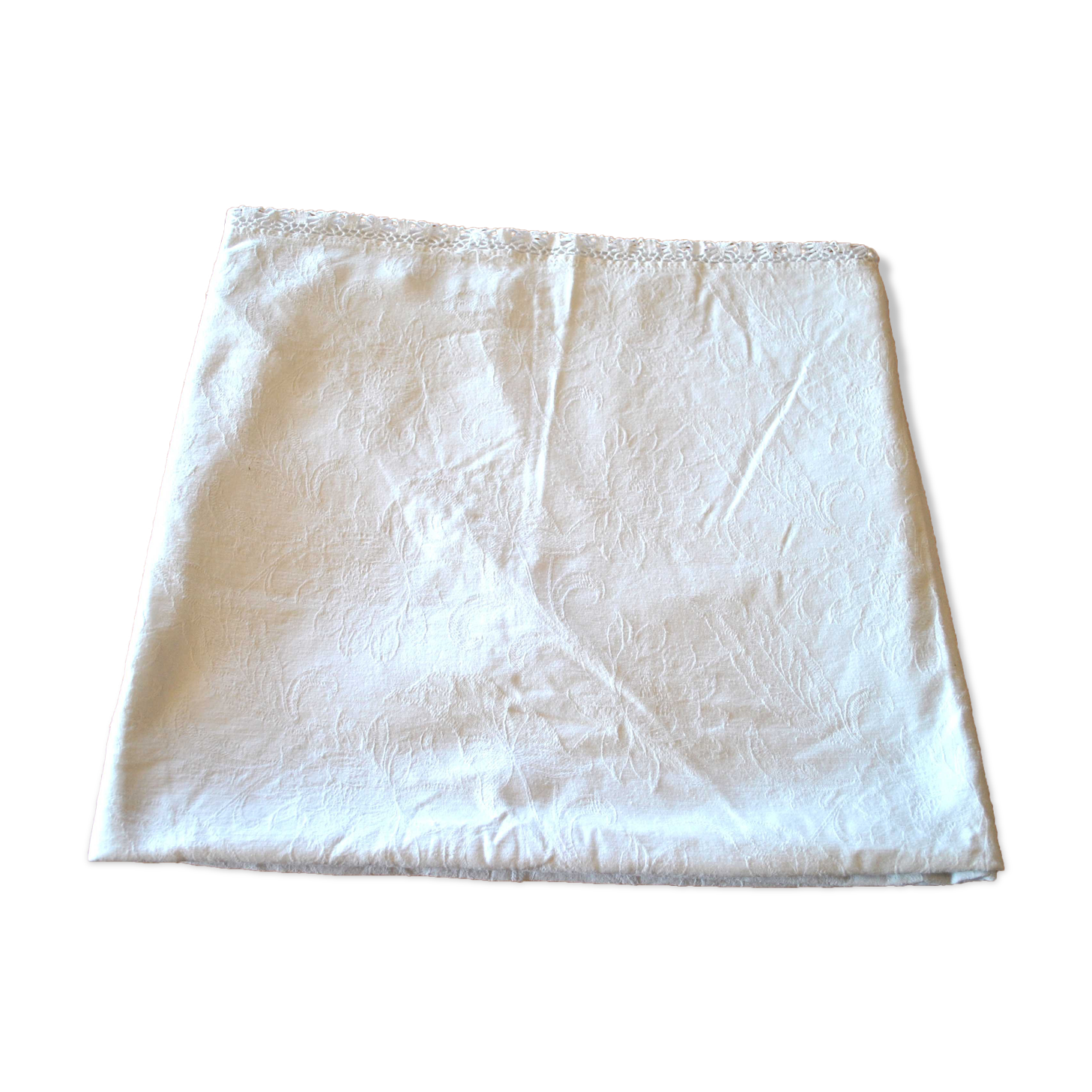 Vintage tablecloth in damask mestizo and decorated with a central lace 145x170 *Z*