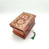 Thuya wood secret box