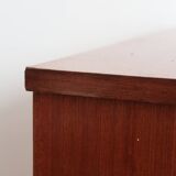 Small Scandinavian row