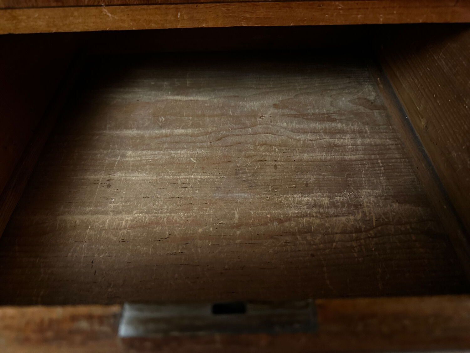 George III English Commode in Mahogany and Burl, Stretcher Feet – 19th Century