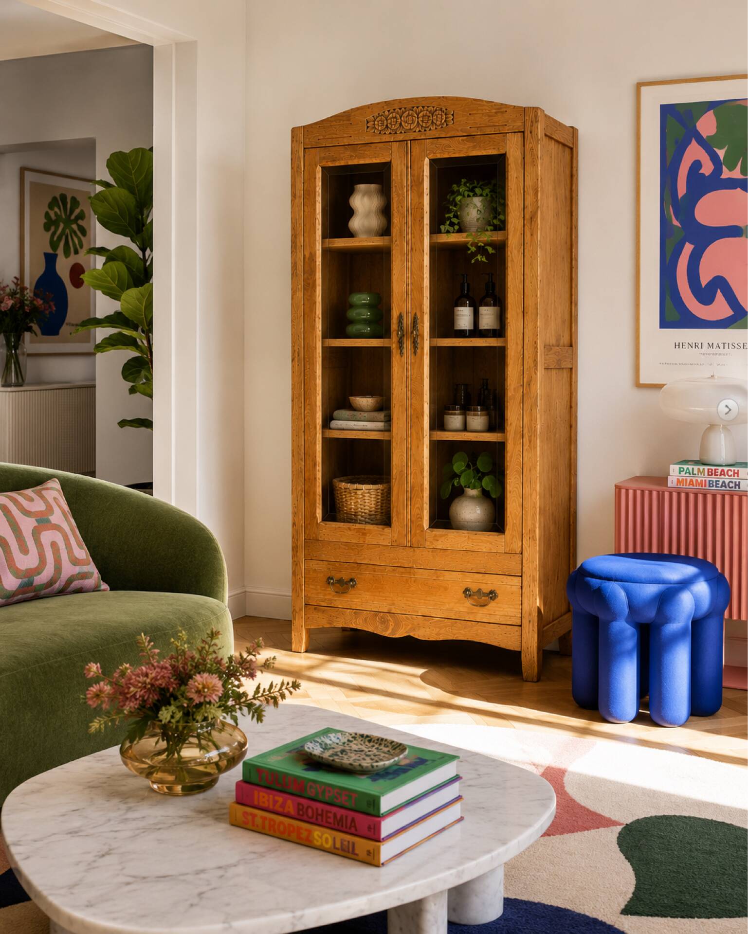 Armoire parisienne vitres biseautées chêne blond art déco 1930