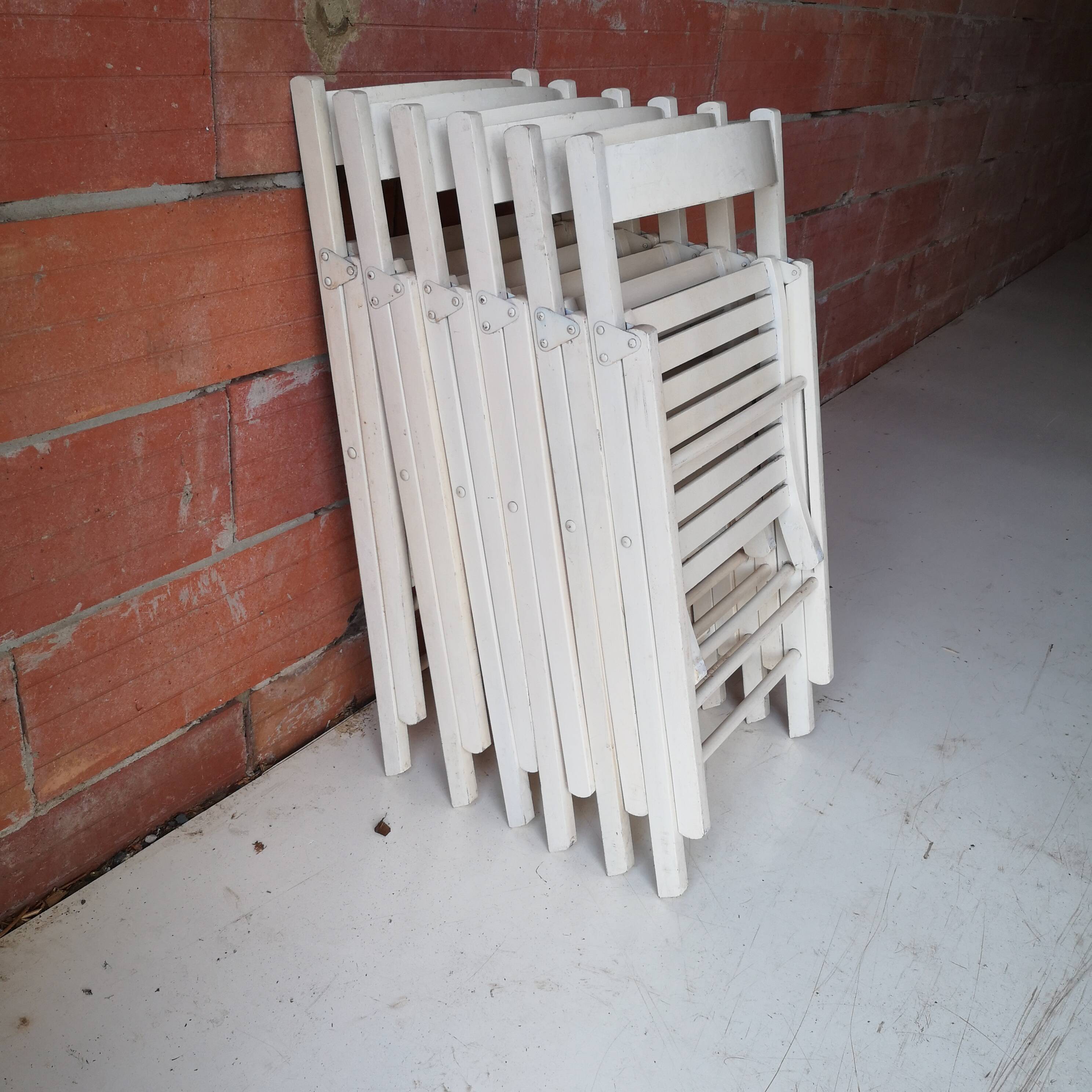 Set of 6 White Wooden Folding Chairs Vintage Scandinavian Style 1980s
