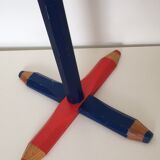 Coat rack in the shape of a pencil
