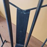 Jacques Adnet (1900-1984) - Black lacquered metal and brass magazine rack