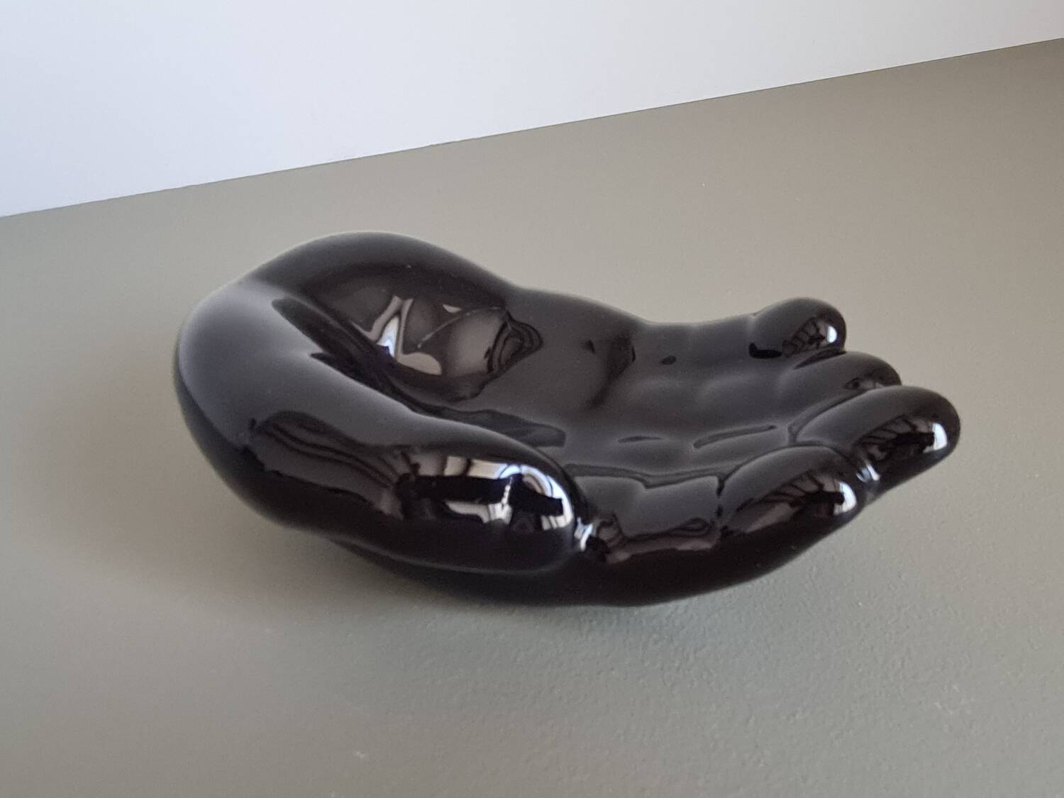 Vintage 1970s black ceramic hand-shaped trinket dish, retro decorative sculpture, centerpiece, home decor, soap dish