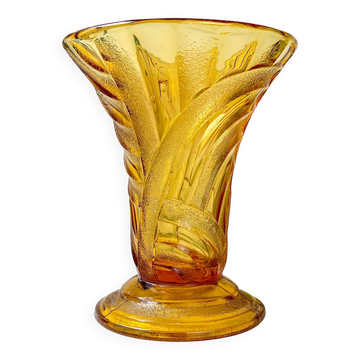 Vase vintage en verre ambre