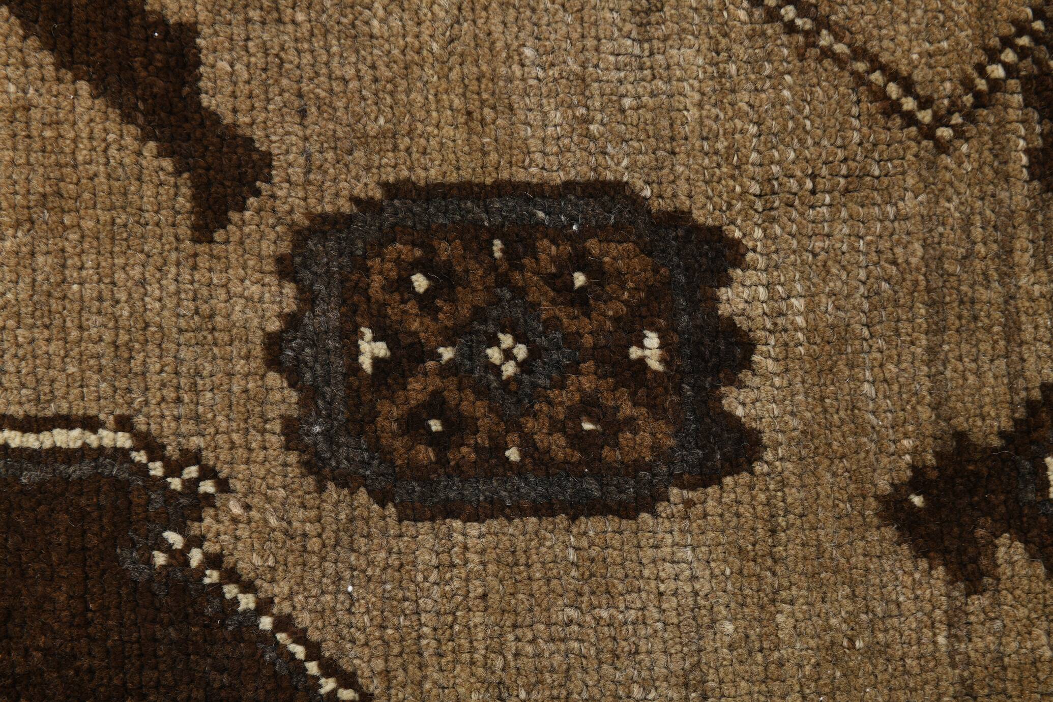 6x9 Persian Classic Rug, 195x290Cm