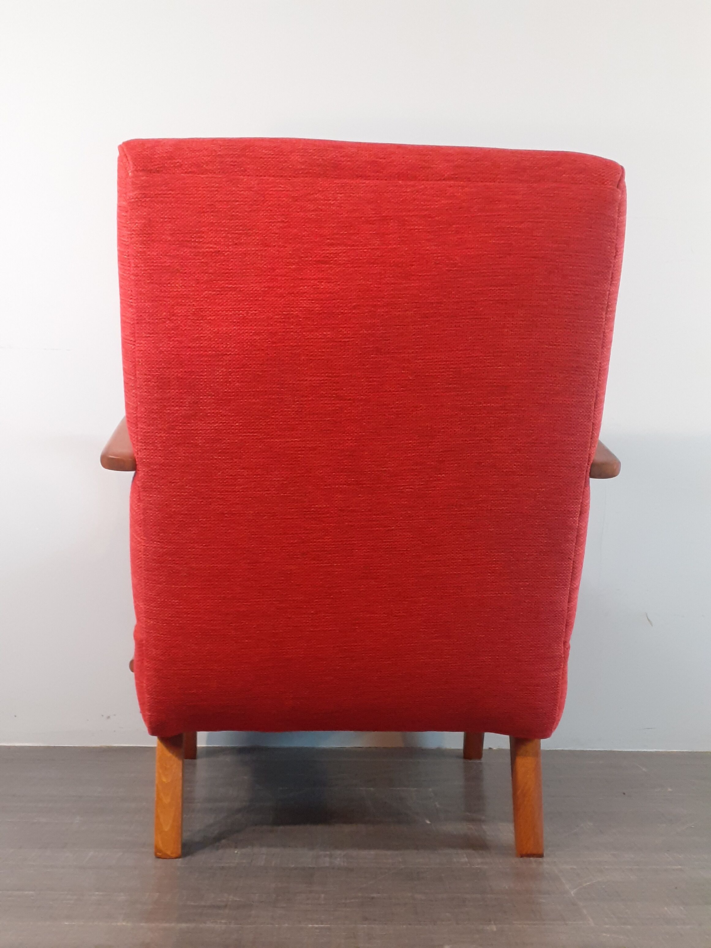Pair of H262 armchairs by Jindrich Halabala, Czech Art Deco 1940s