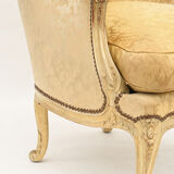 Eared shepherdess chair