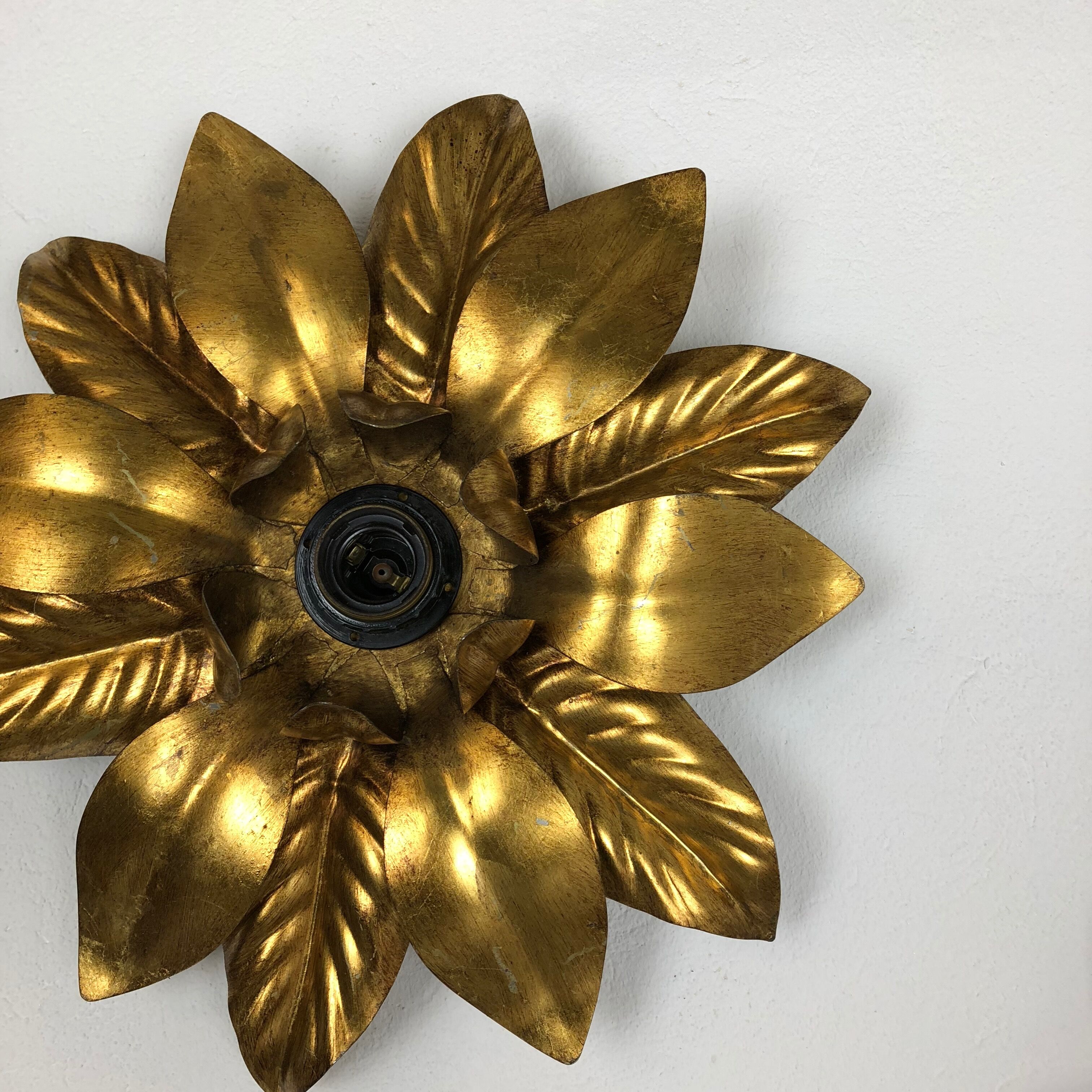 Set of 3 Golden Florentiner Leaf Theatre Wall Ceiling Light Sconces, Italy 1960s