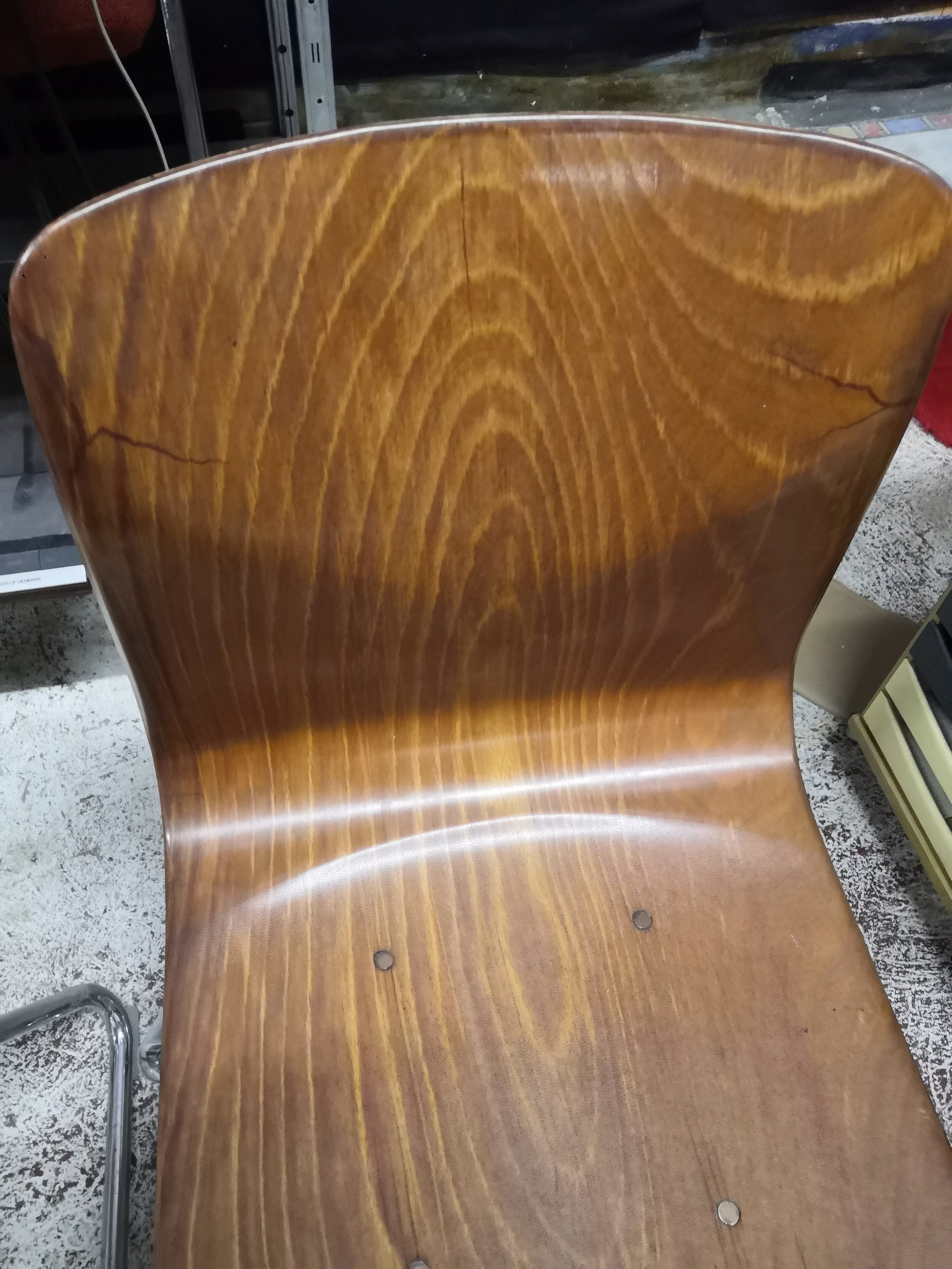 9 Pagholz Thur-Op-Seat chairs