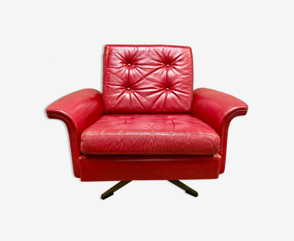 Red leather armchair design 1950