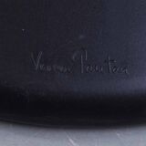 Verner Panton black chair – Vitra