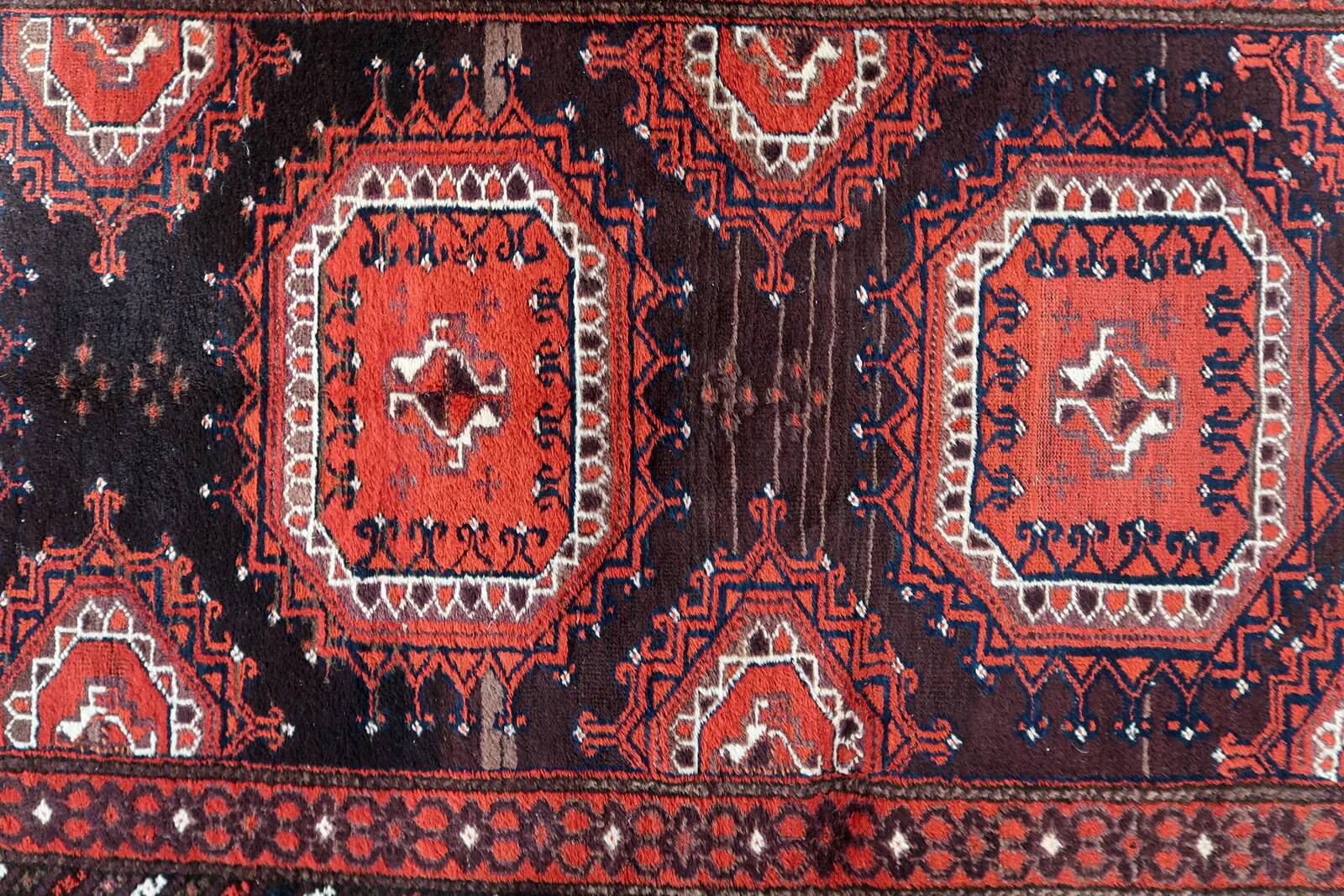 Tapis baloutche afghan ancien noué à la main 116 cm x 210 cm - rouge et marron (1C1195)