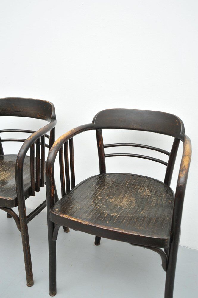 Model 6093 beech chairs by Jacob & Josef Kohn, Vienna, 1890s, set of 2