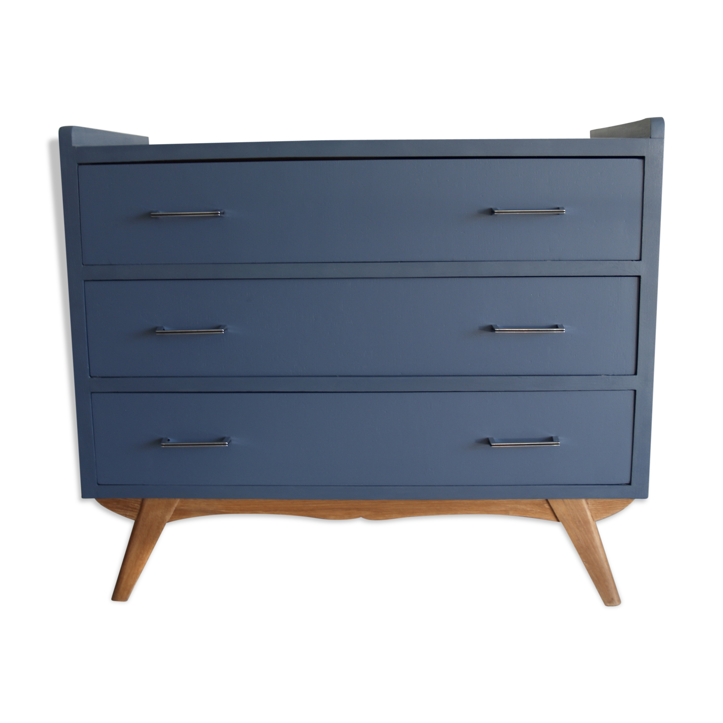 Vintage  dresser