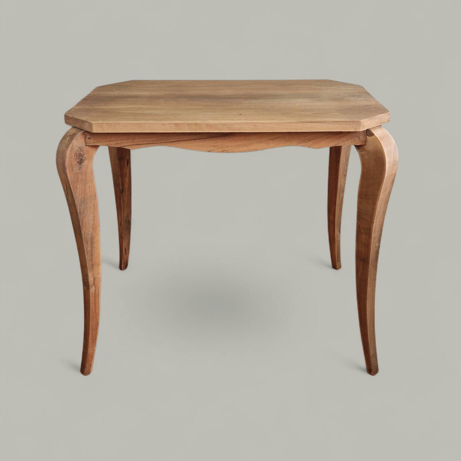 Sculptural side table in solid wood - Reinterpreted Louis XV style