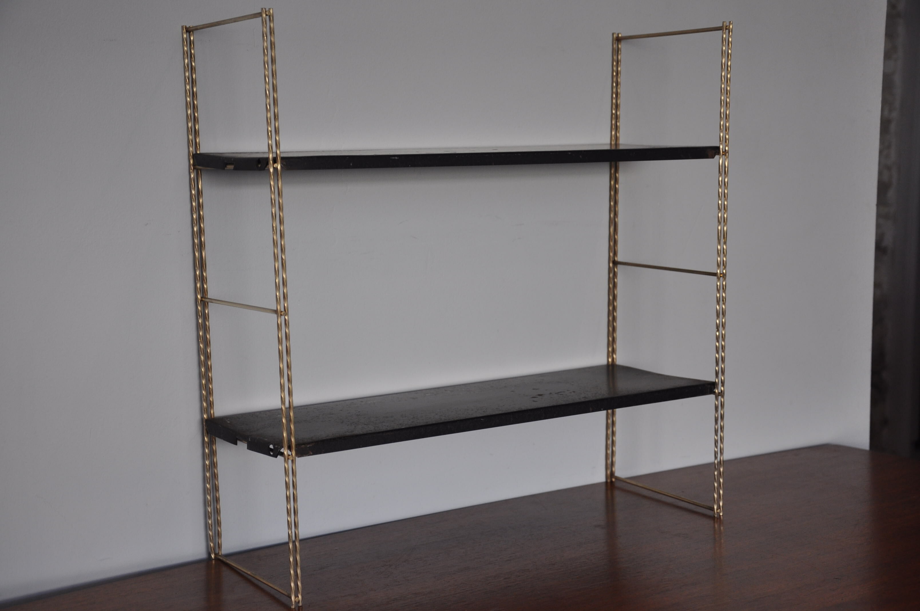 Metal String Shelf