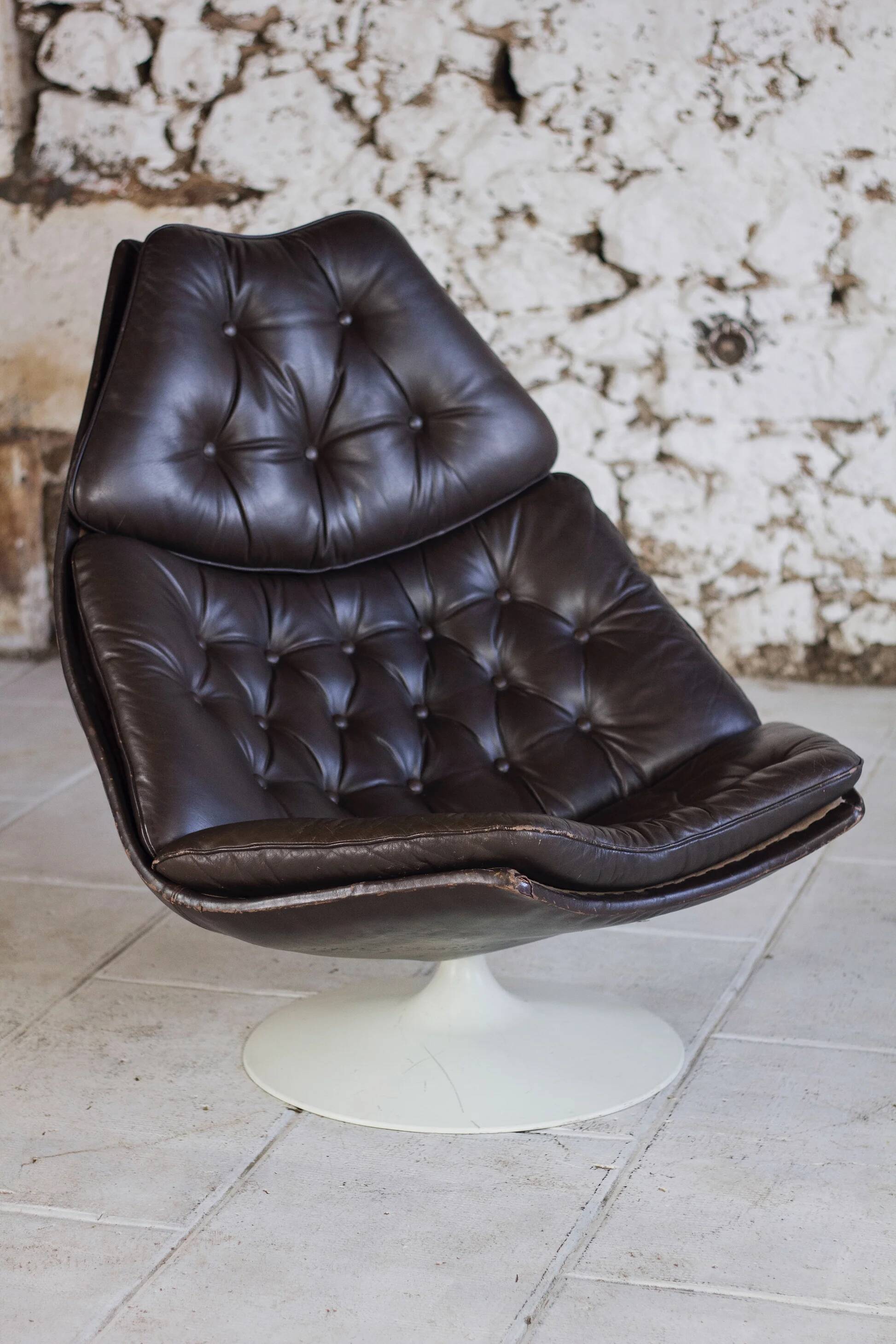 F588 armchair in leather by Geoffrey Harcourt for Artifort, 1960