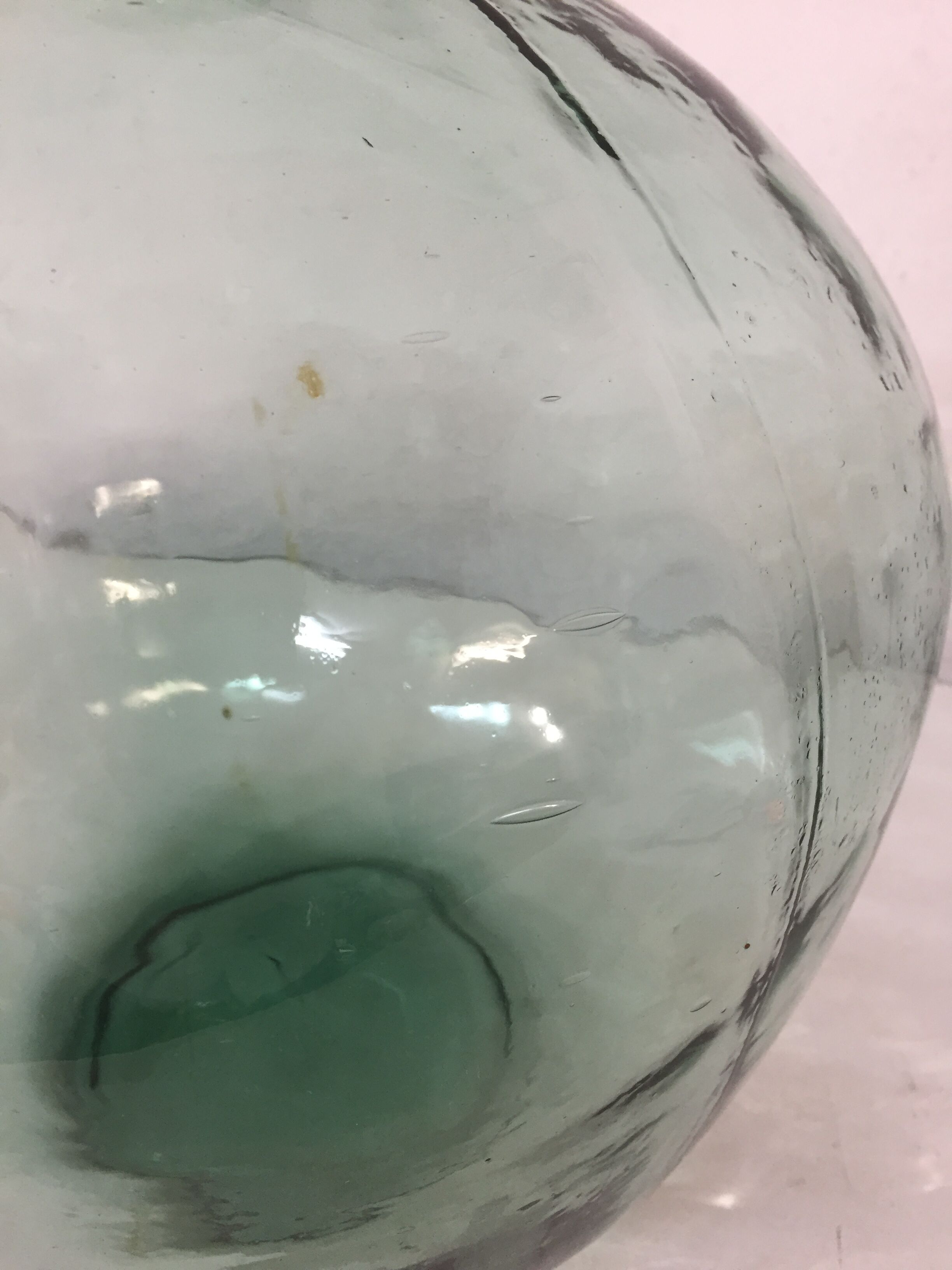 Demiojhn Viresa, 16l