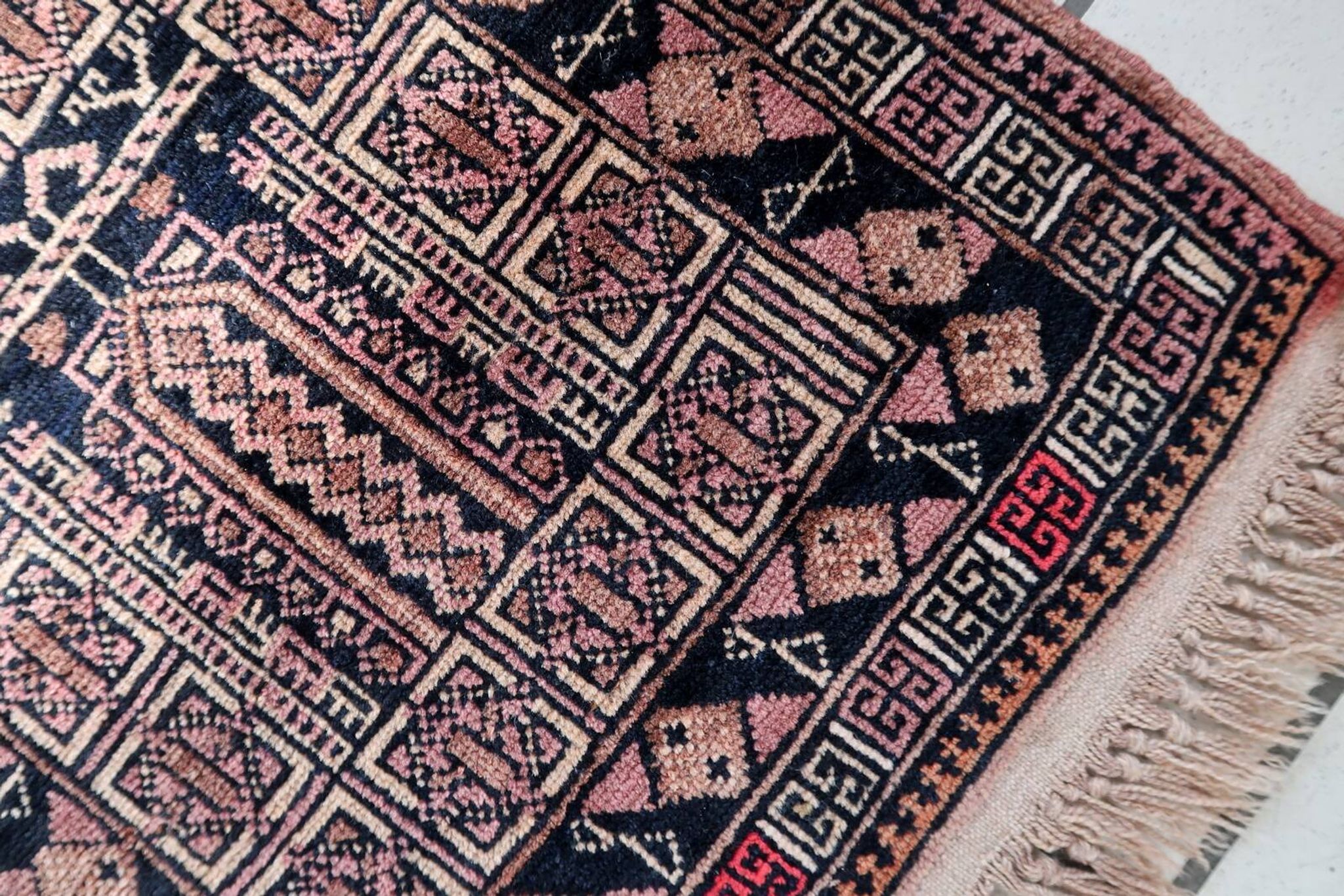Tapis vintage fait main Baloutche 50x84 cm en laine - 1C1044