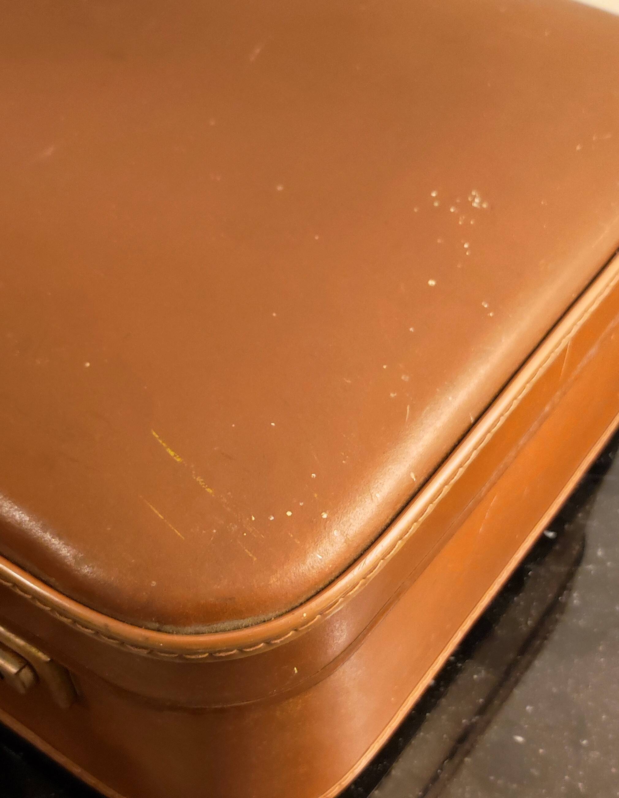Old suitcase in vulcanized fibers & bakelite "Verlin" 1960