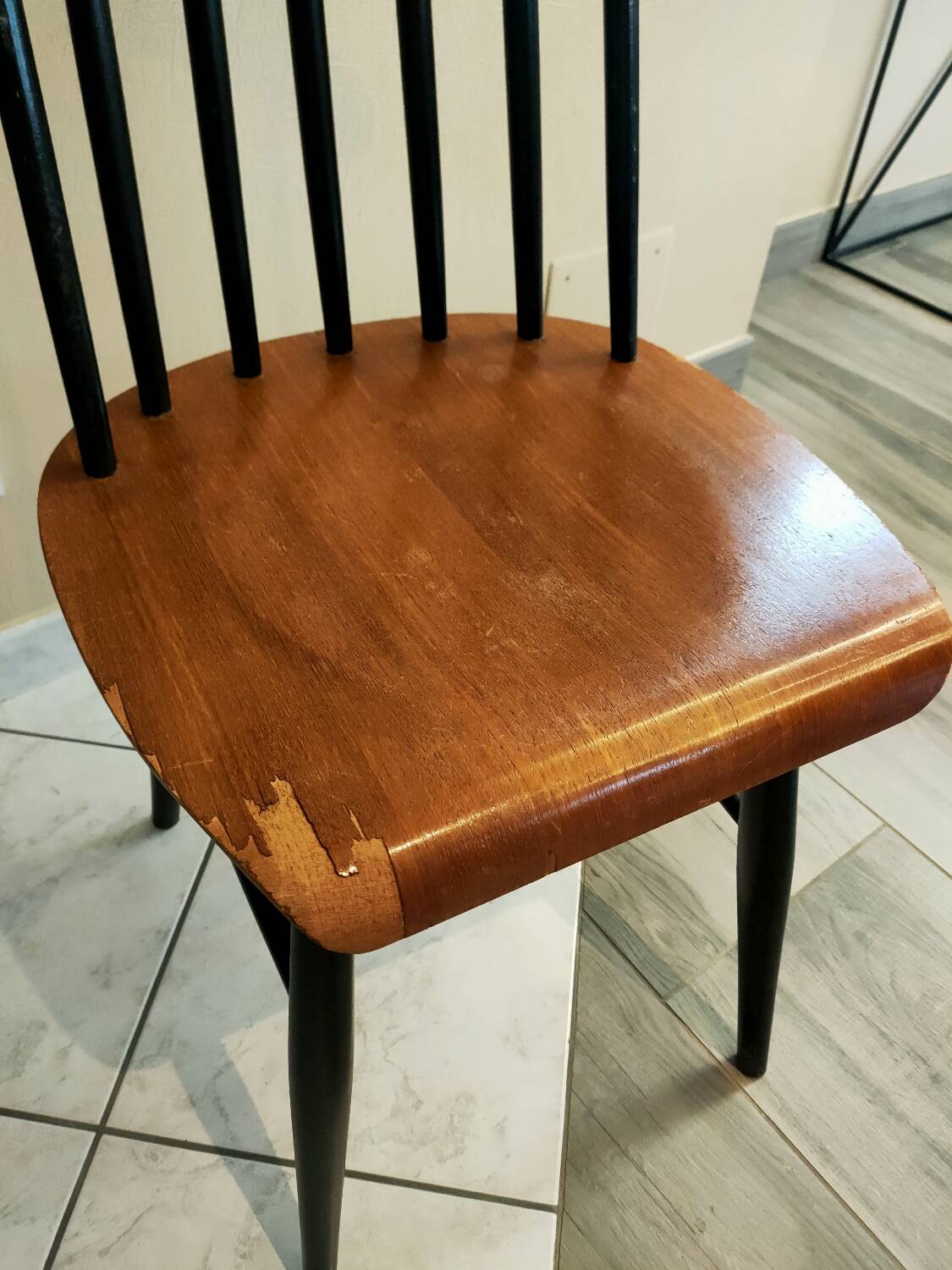 Chaise Scandinave modèle Fanett