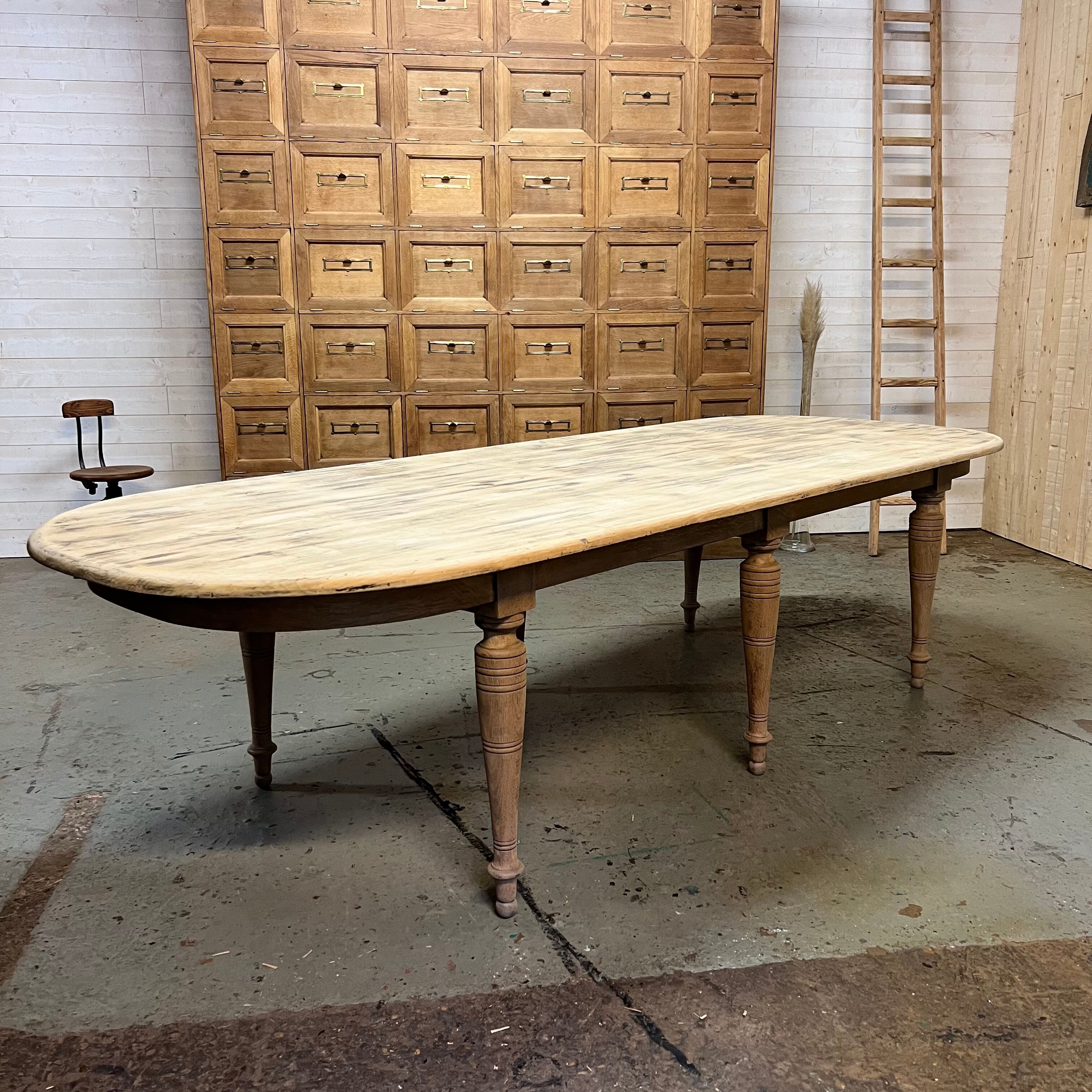 Ancienne table en chêne plateau peuplier