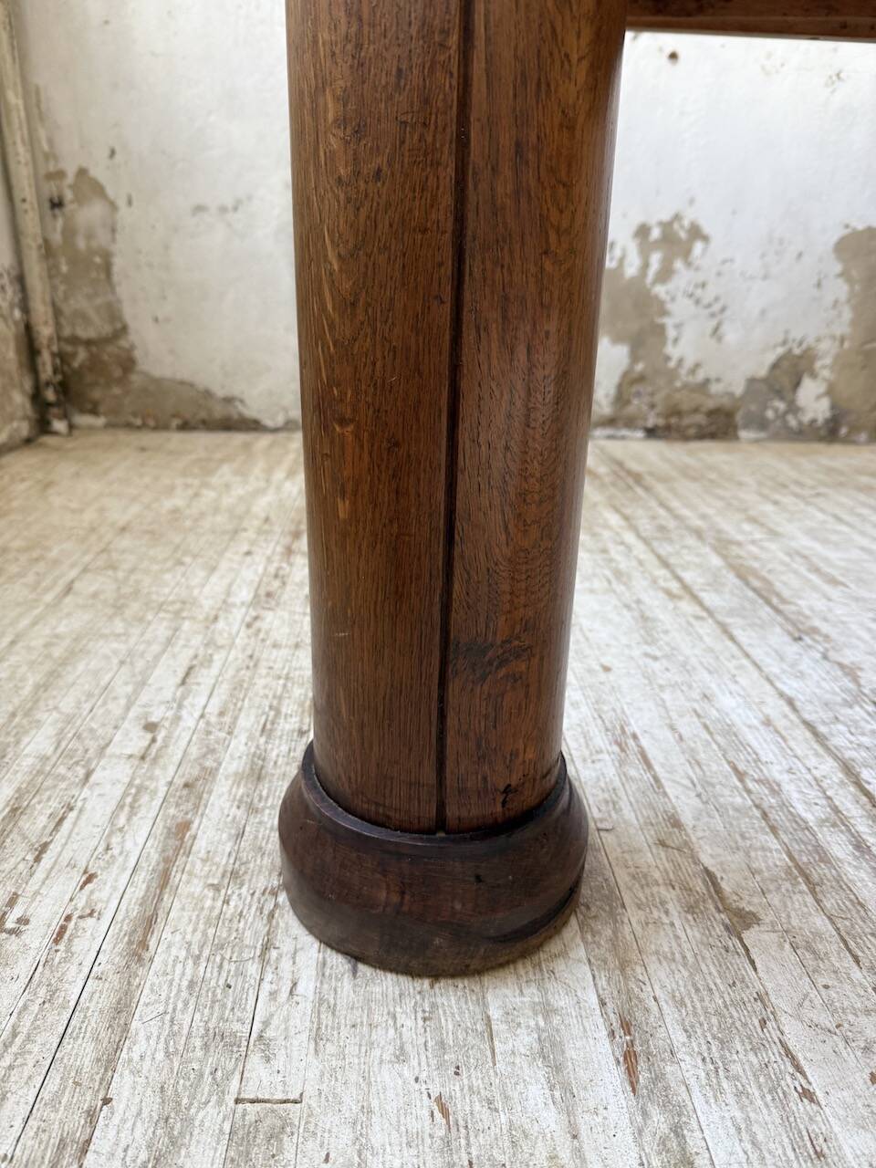 Dudouyt oak dining table 1940