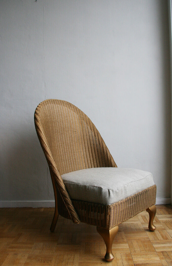 Loom golden armchair