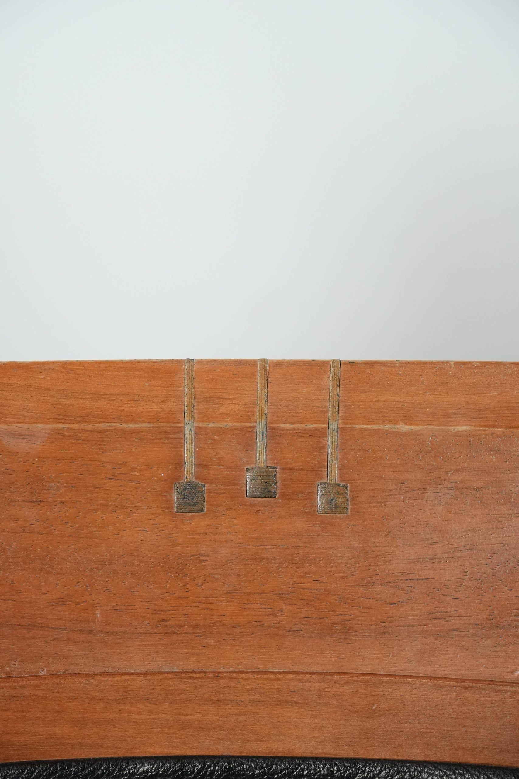 Set of 4 luxury black leather Art Deco dining chairs with armrests