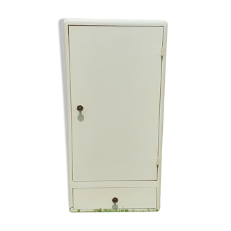 Bathroom cabinet