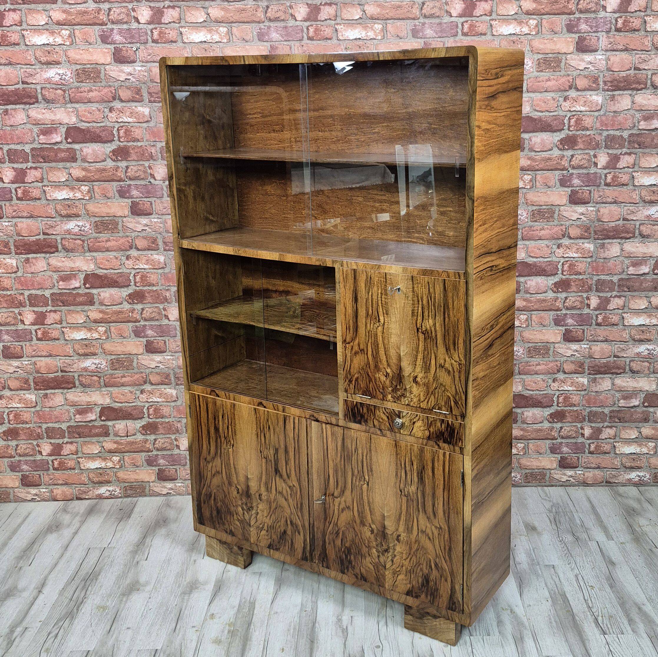Walnut Bookcase / display cabinet, only 30 cm deep! After renovation