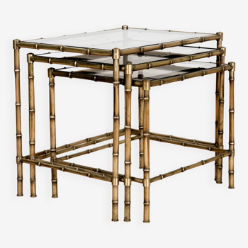 Table gigogne en laiton bambou et verre, 1970