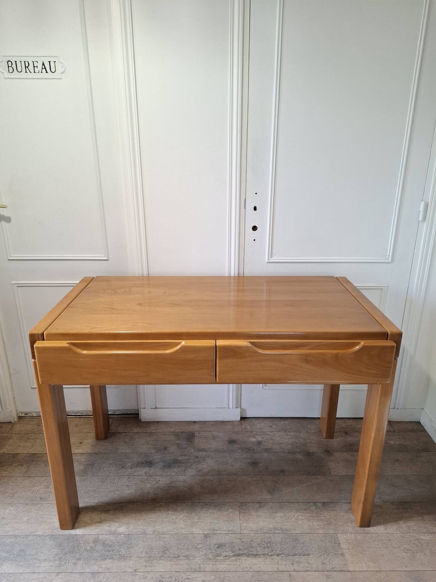 Bureau Maison Regain