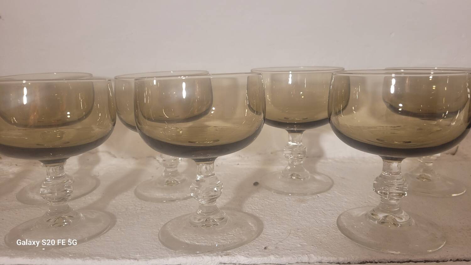 12 80's champagne glasses